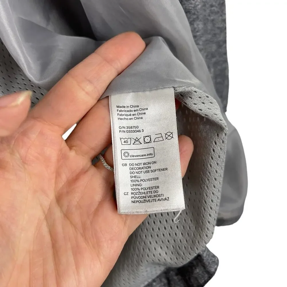 H&M Kids Sport Lightweight Windbreaker Gray Jacket Full Zip Cinched Back 12-13Y